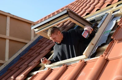 Pose de fenêtres de toit Velux au Nizan